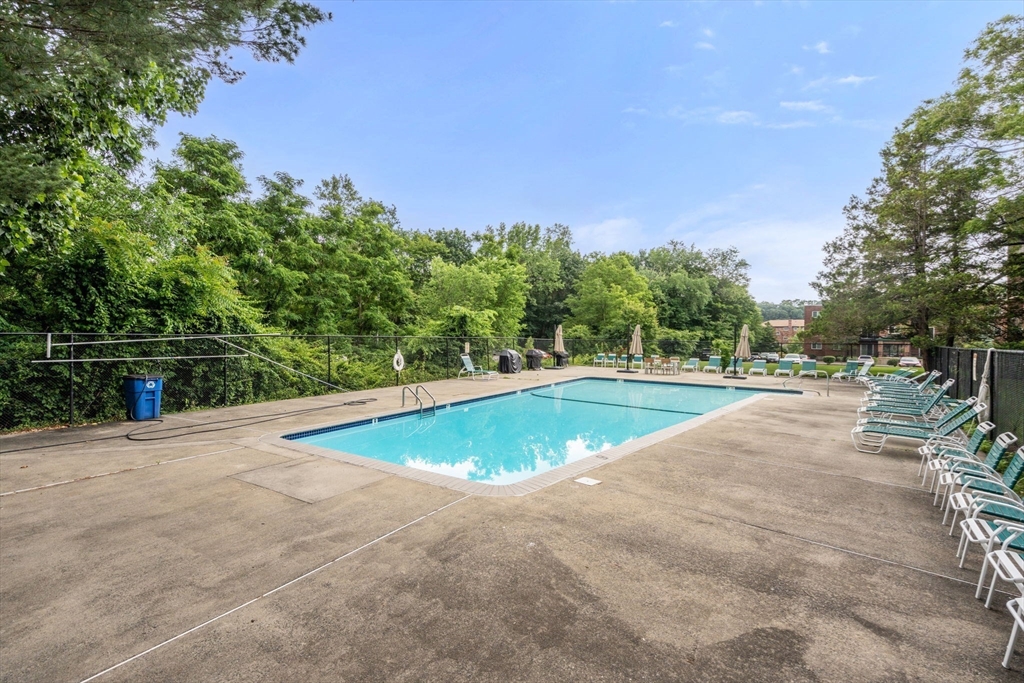 50-56 Broadlawn Park # 209