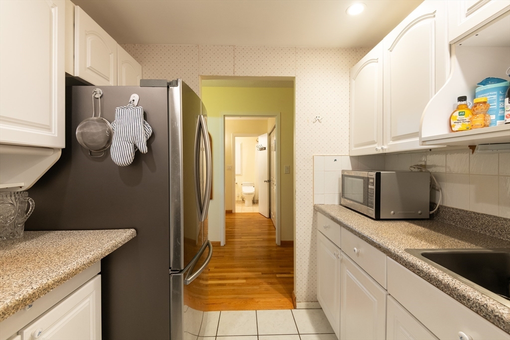 50-56 Broadlawn Park # 209