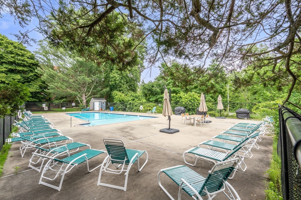 50-56 Broadlawn Park # 209