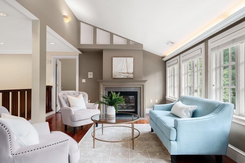 11 Clovelly