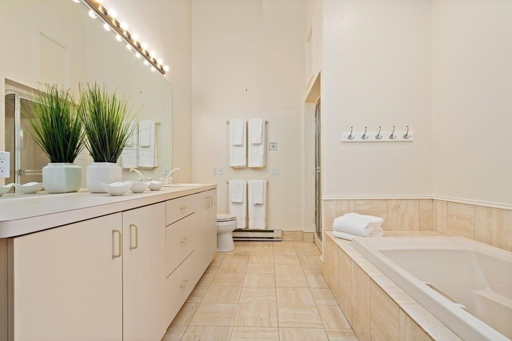 11 Clovelly