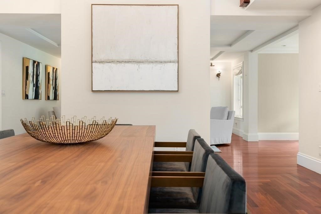 11 Clovelly