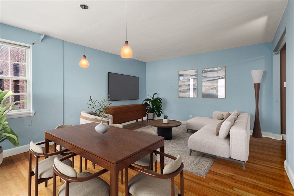 4 Kilsyth Terrace # 32