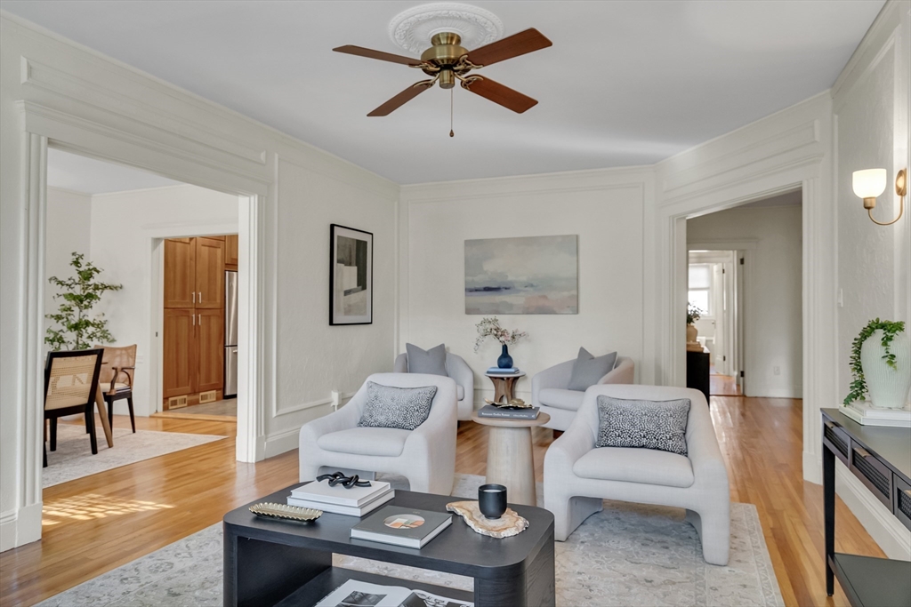 15 Thatcher St # 2 Unit: F2-2