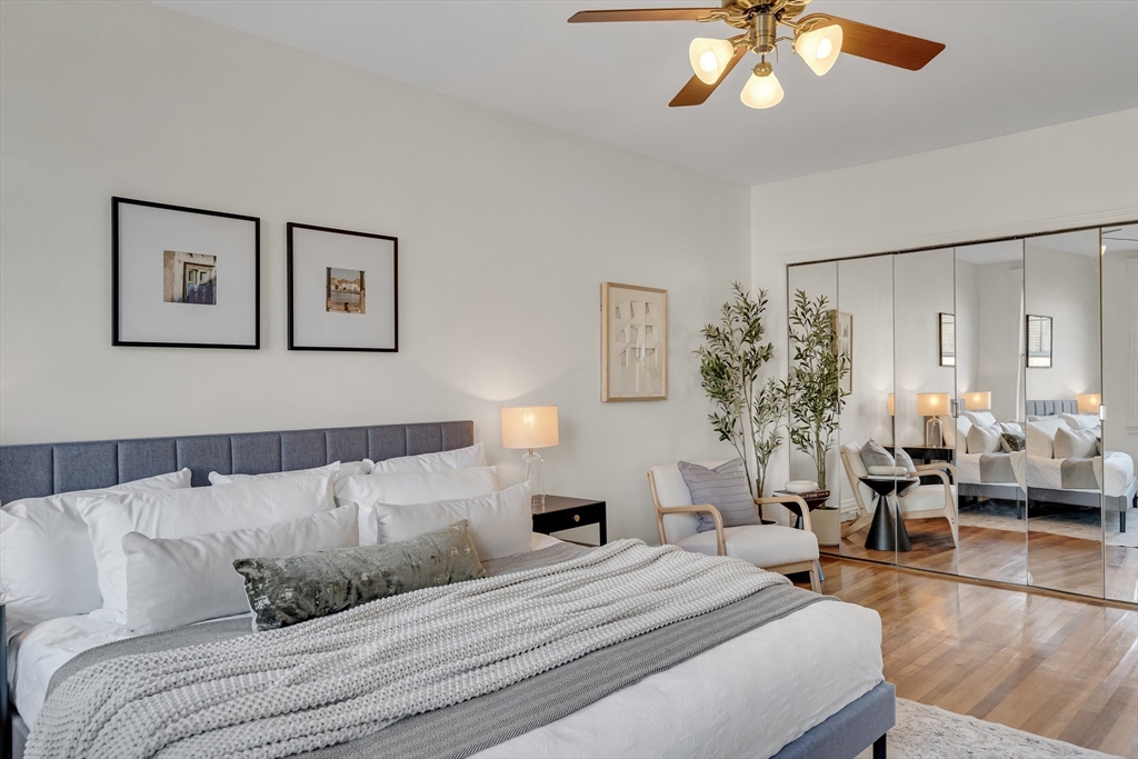 15 Thatcher St # 2 Unit: F2-2