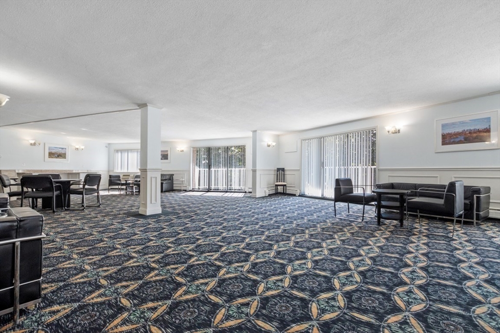 131 Coolidge Ave # 125