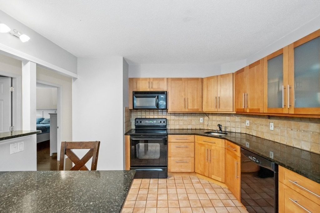 131 Coolidge Ave # 125