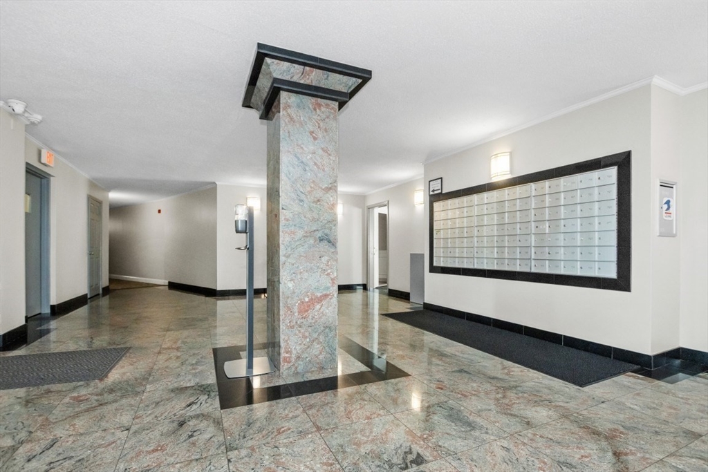 131 Coolidge Ave # 125