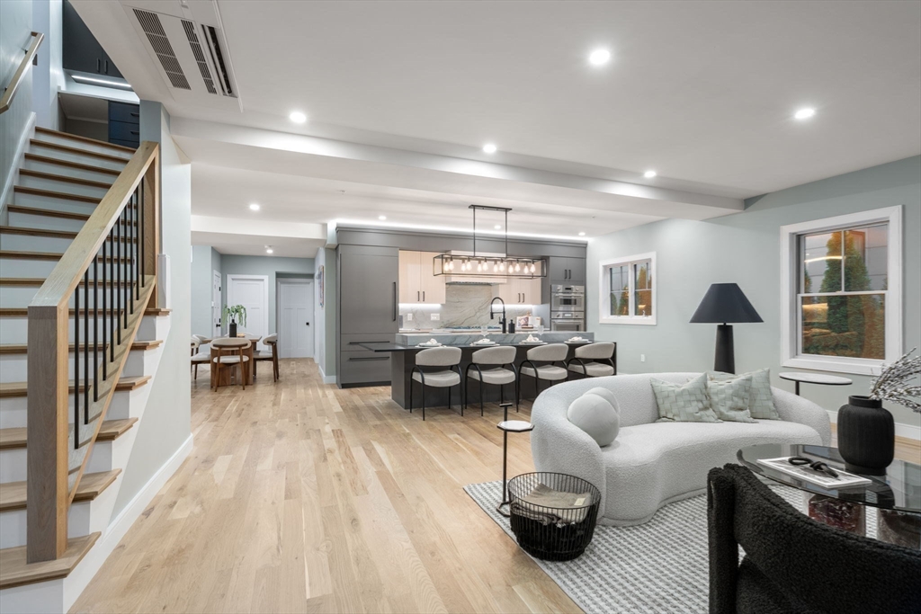 71 Greenough St # 1 Unit: 71-1