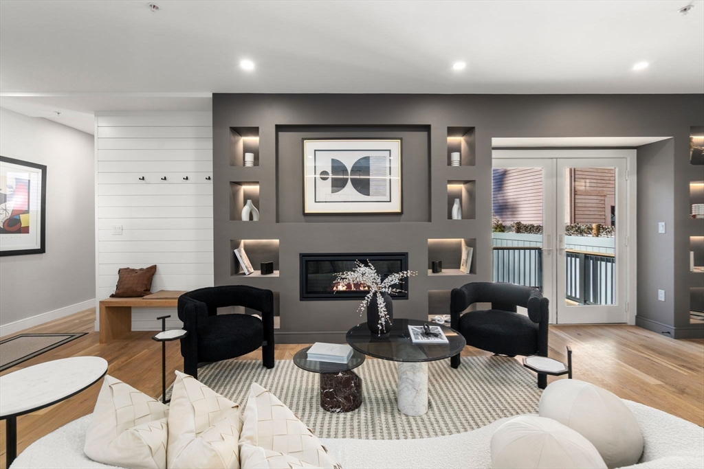 71 Greenough St # 1 Unit: 71-1