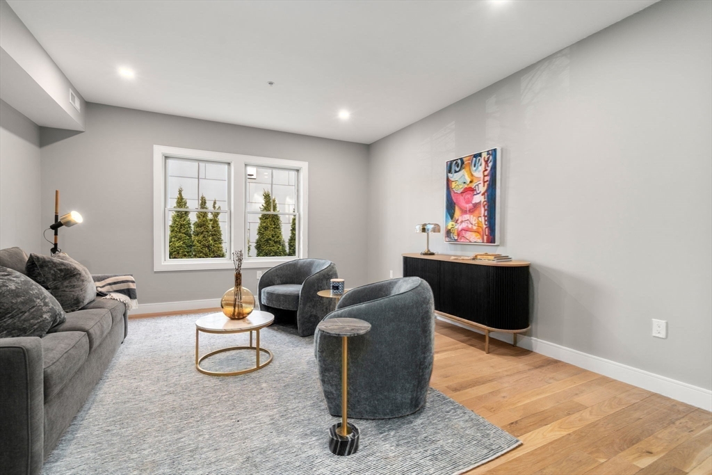 71 Greenough St # 1 Unit: 71-1