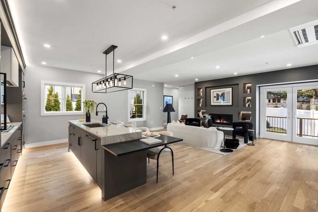 71 Greenough St # 1 Unit: 71-1