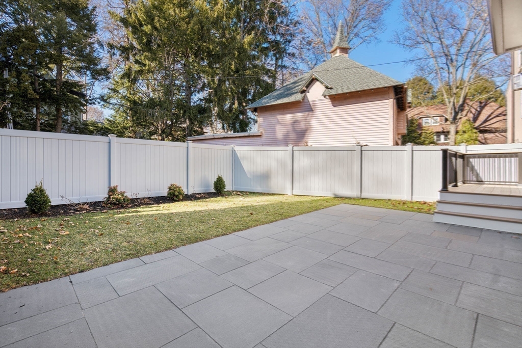 71 Greenough St # 1 Unit: 71-1