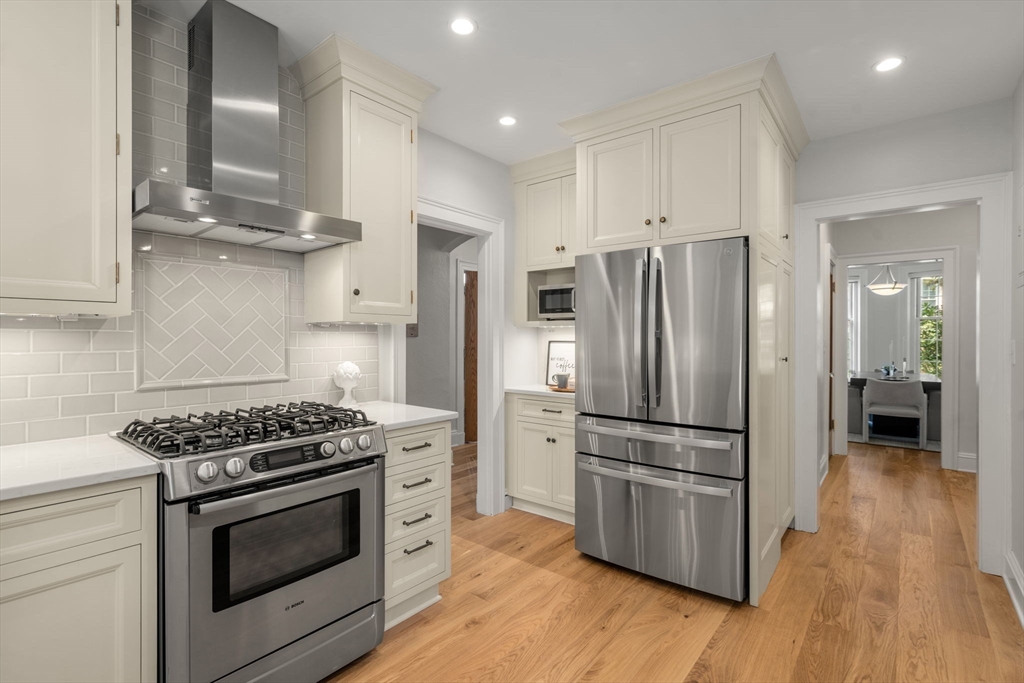 135 Beaconsfield Rd # 1