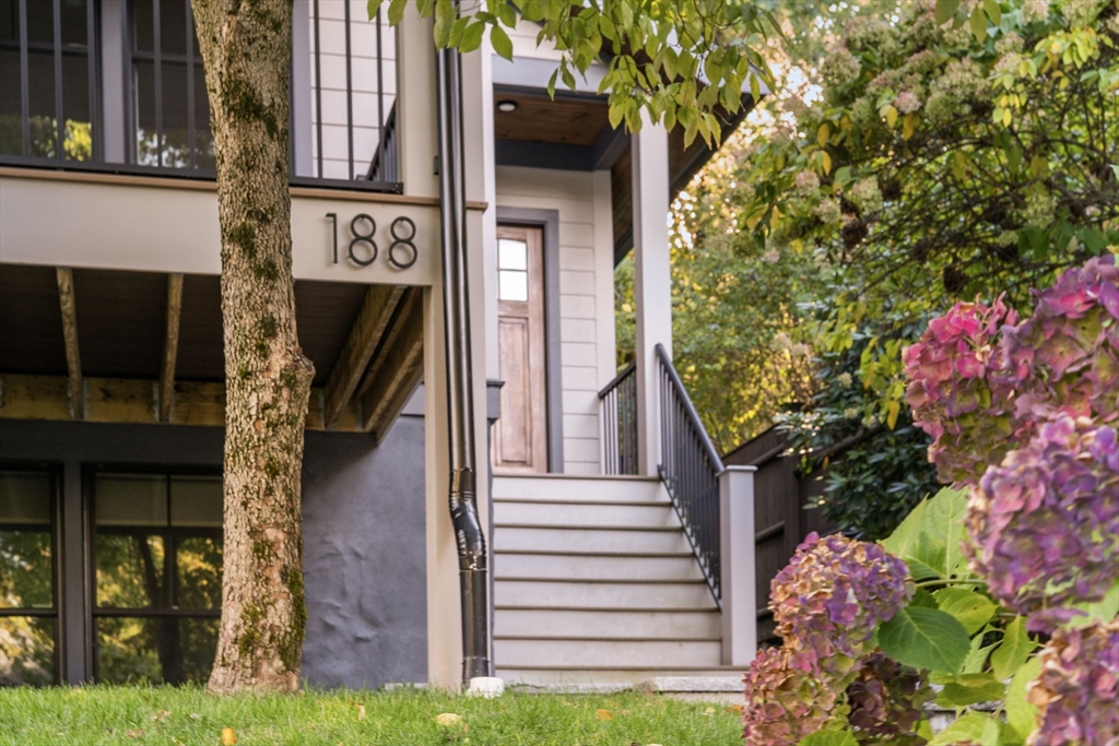 188 Mason Ter # 188, Brookline Unit: 188