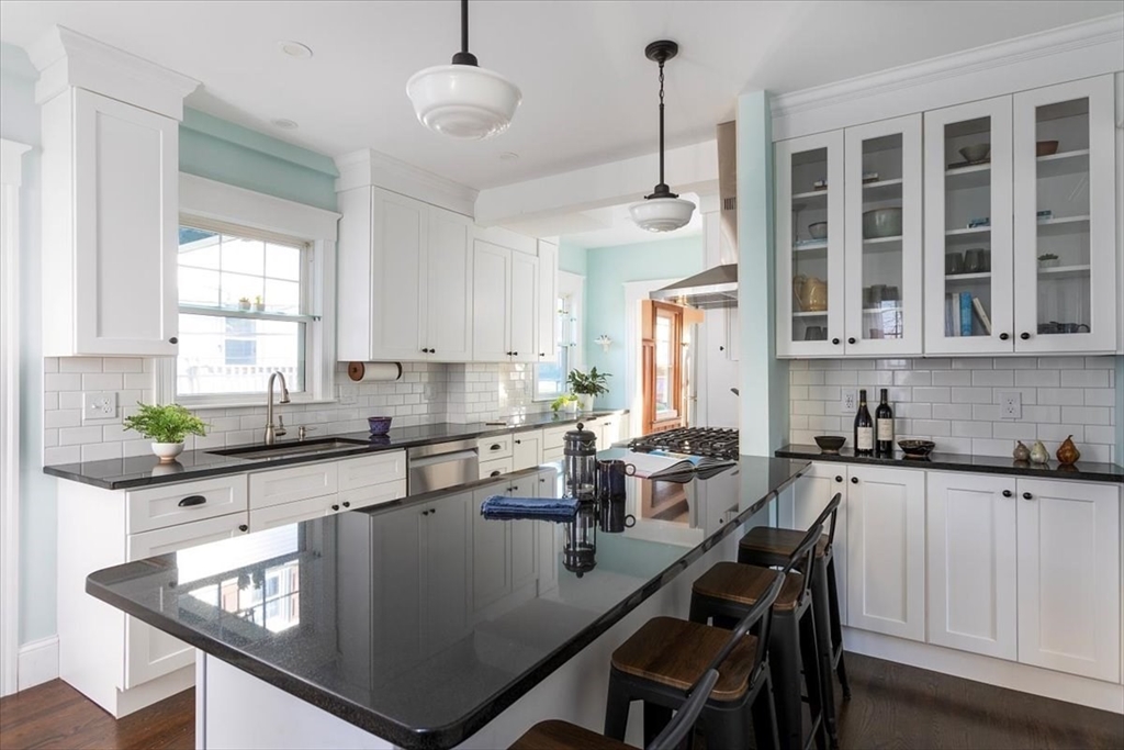 54 Sturges Rd, Boston