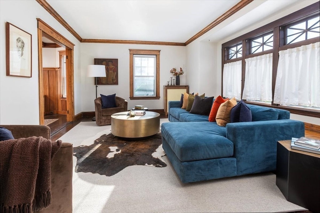 54 Sturges Rd, Boston