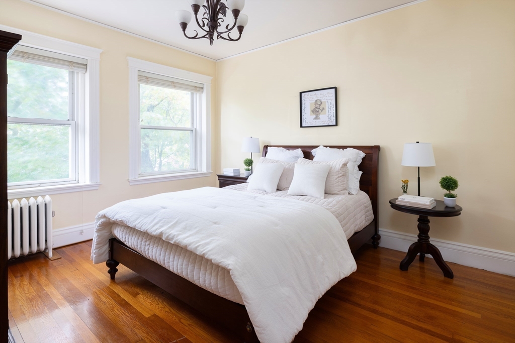 487 Boylston St. # 3, Brookline Unit: 3