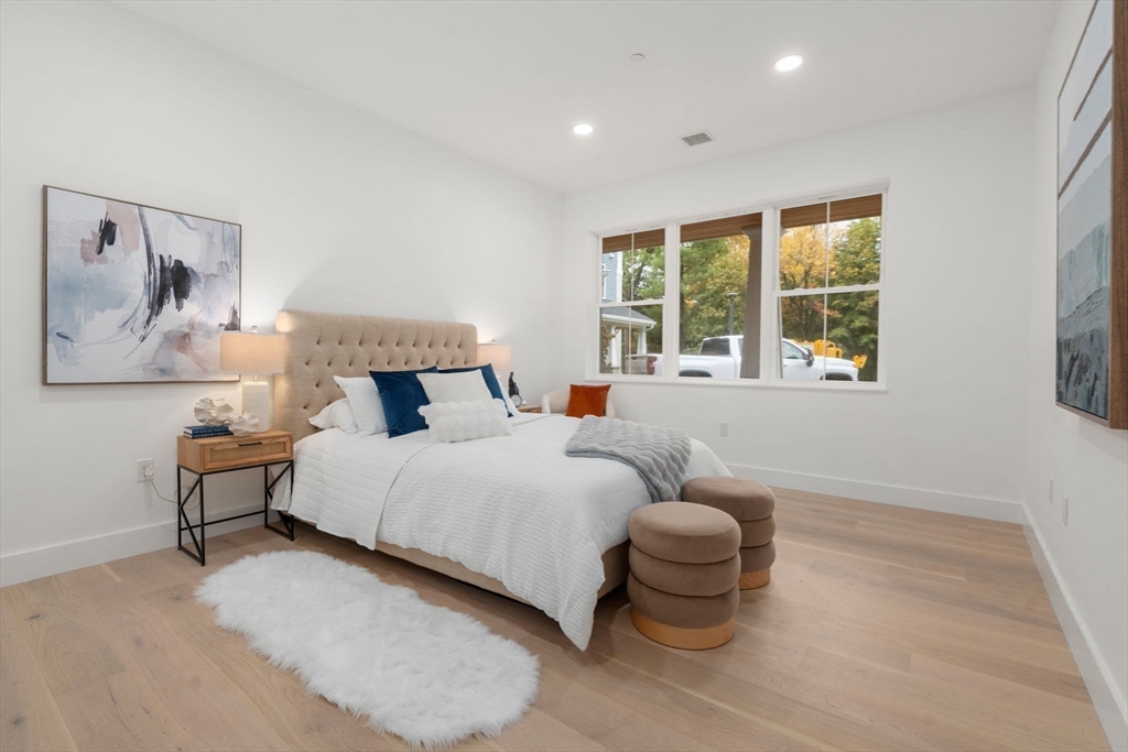 16 Stearns Rd # 207, Wellesley Unit: 207