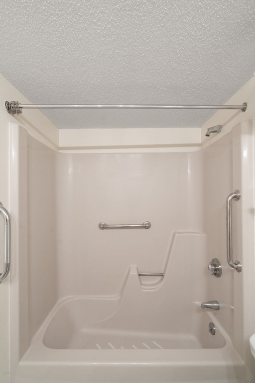 250 Hammond Pond Parkway # 1604N