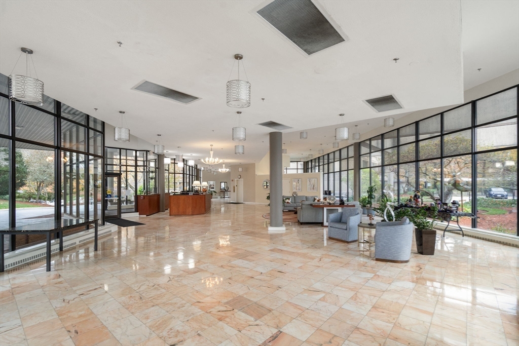 250 Hammond Pond Parkway # 1604N