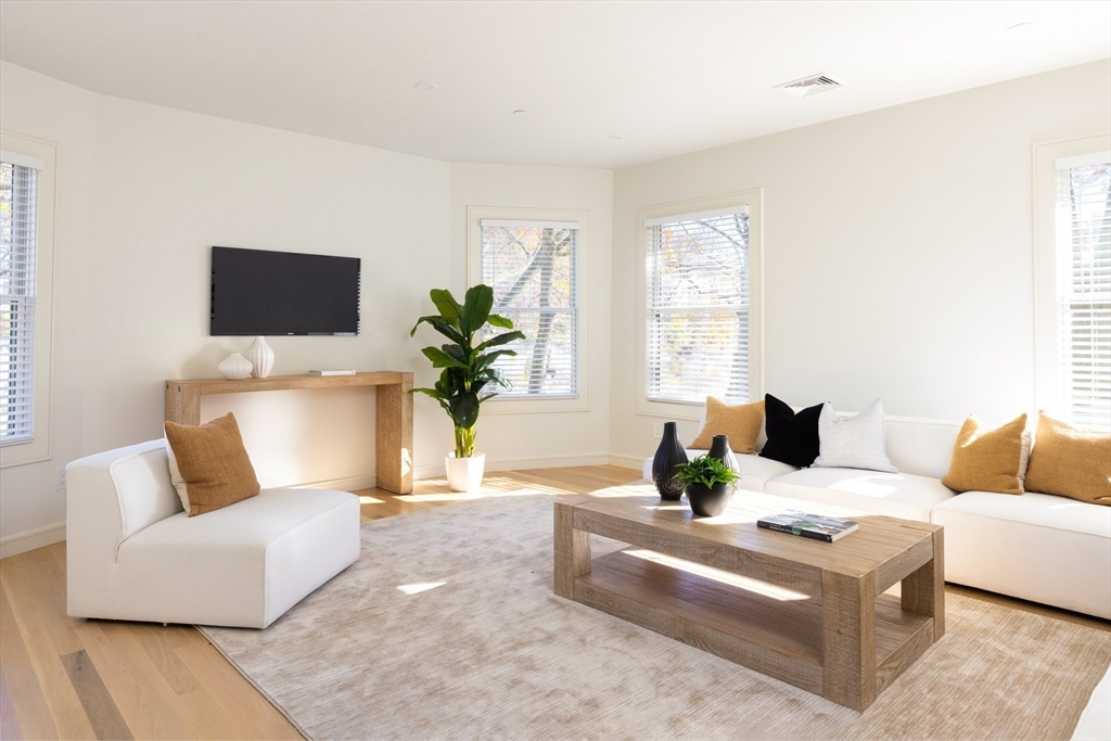 757 Washington Street # 2 PH Unit: Unit 2 - PH