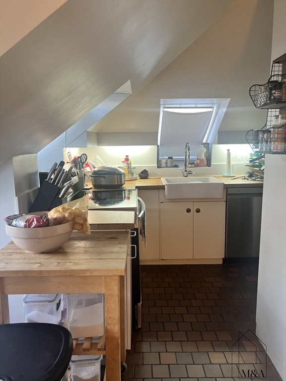 56 Oliver Street # 2