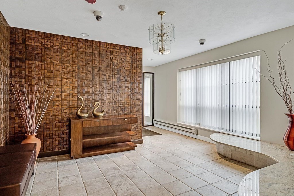 405 Langley Road # B Unit: 2-B