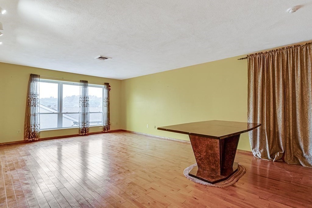 405 Langley Road # B Unit: 2-B