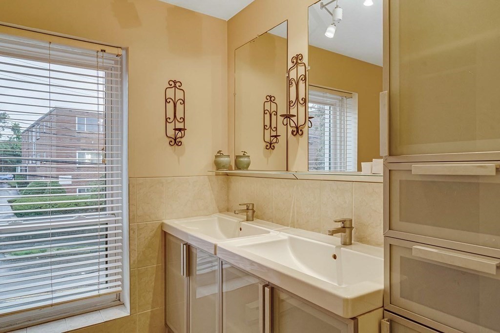 405 Langley Road # B Unit: 2-B