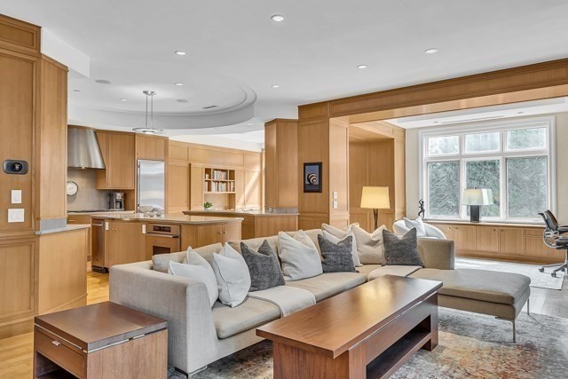 120 Seaver St # C102