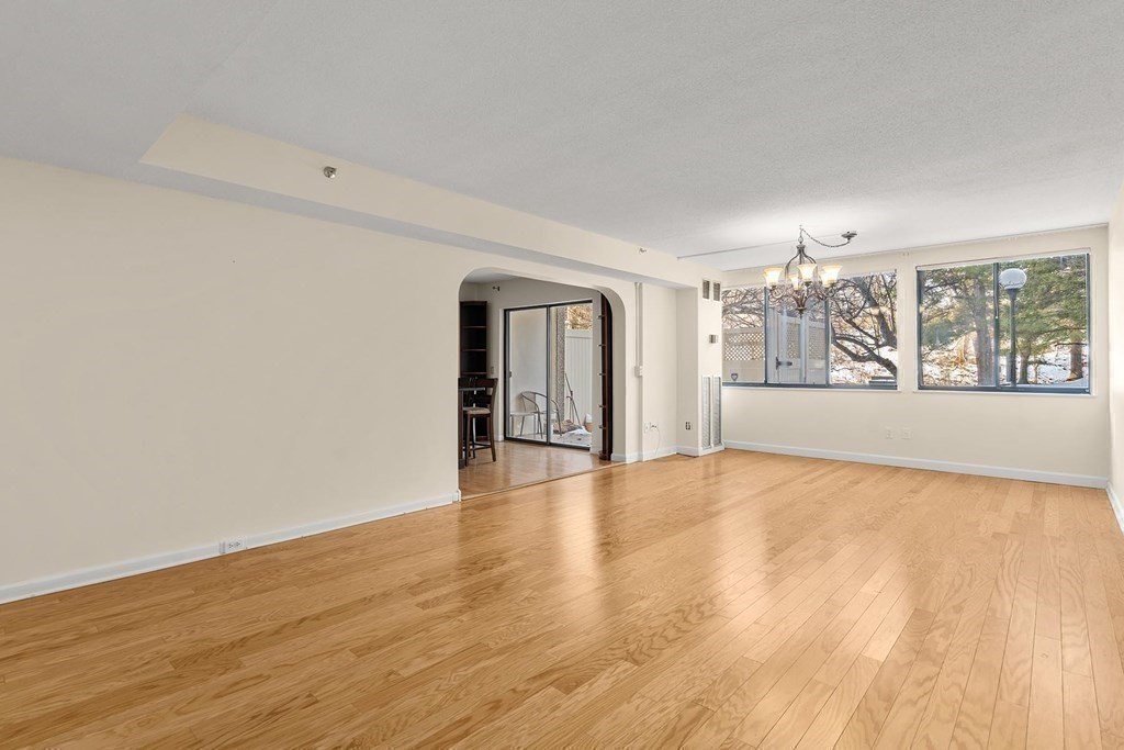 250 Hammond Pond Parkway # 213S