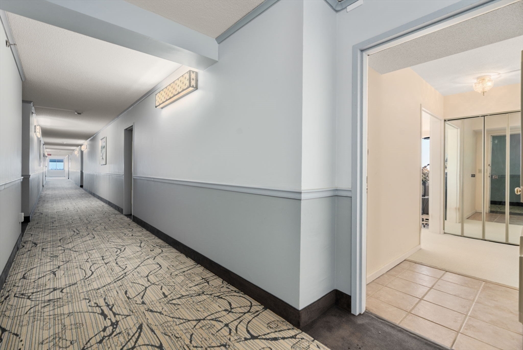 250 Hammond Pond Parkway # 1205N