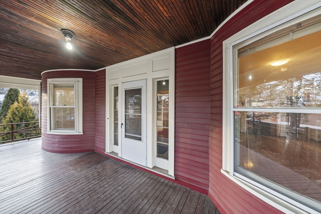 62 Fuller St