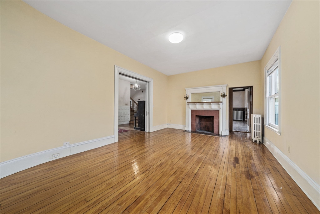 62 Fuller St
