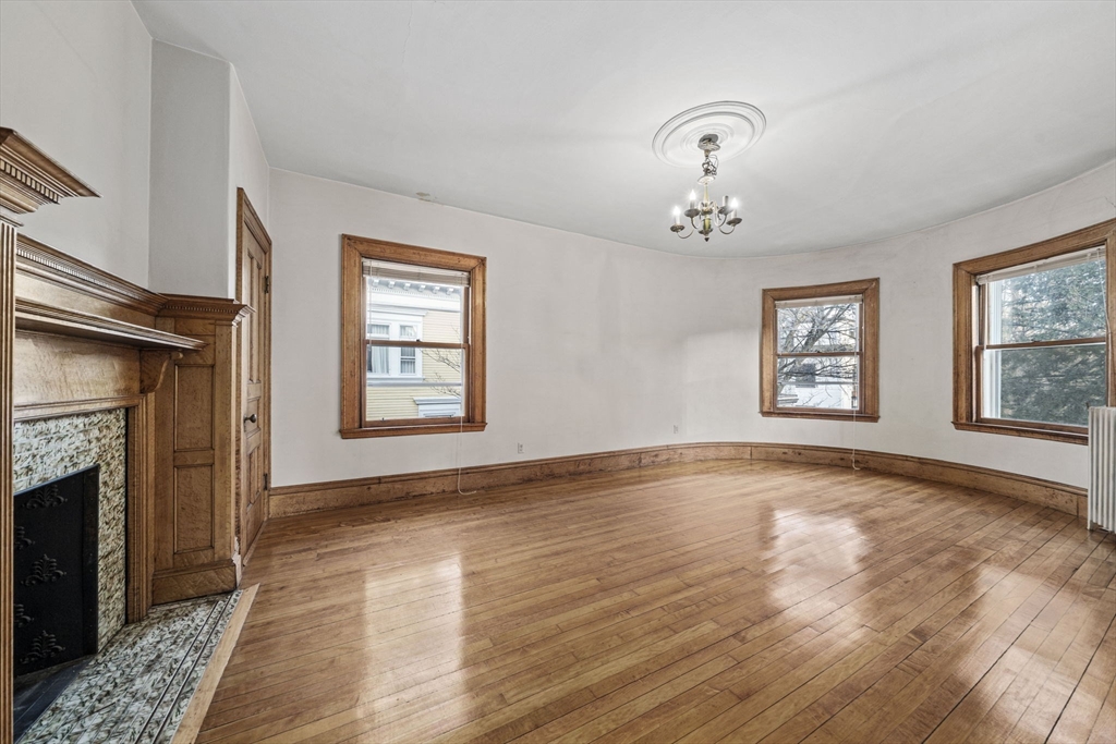 62 Fuller St