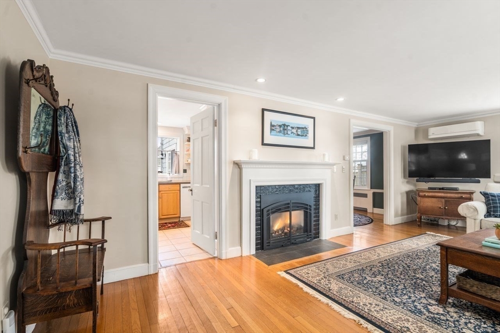 123 Walnut Hill Road