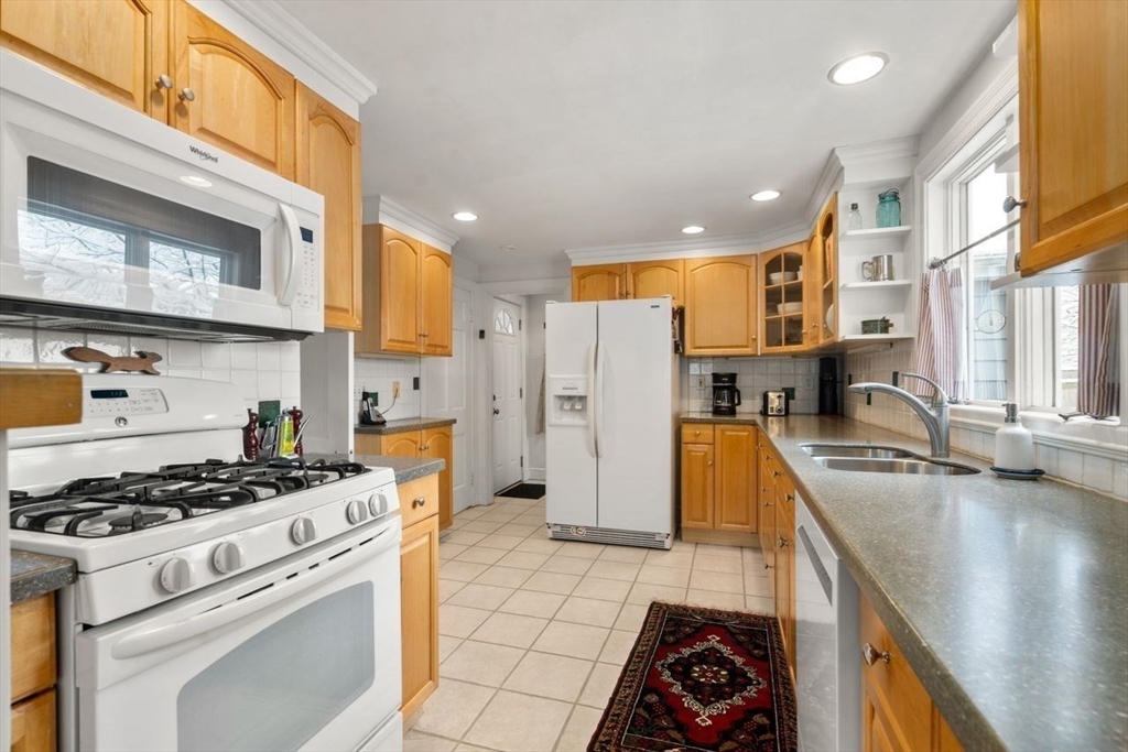 123 Walnut Hill Road