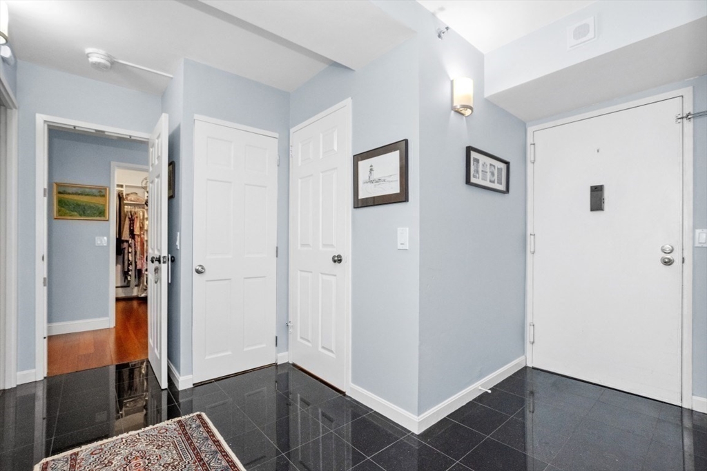 250 Hammond Pond Pkwy # 102N