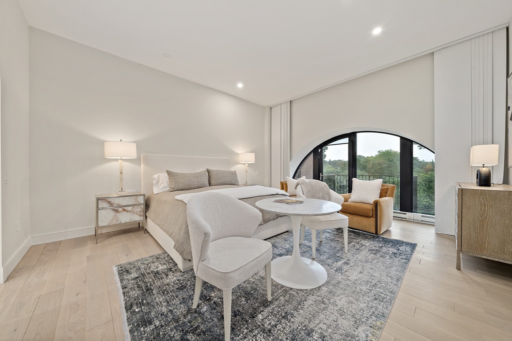 2420 Beacon Street # 401