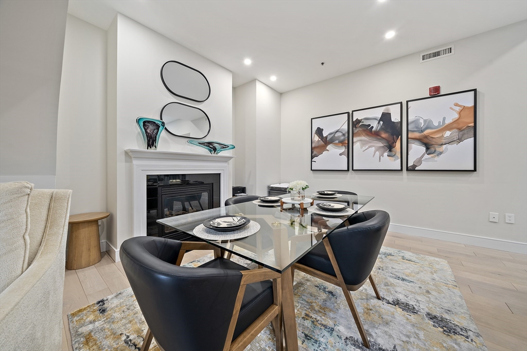 2420 Beacon Street # 401