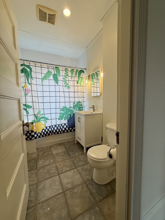 336 Washington St # 3