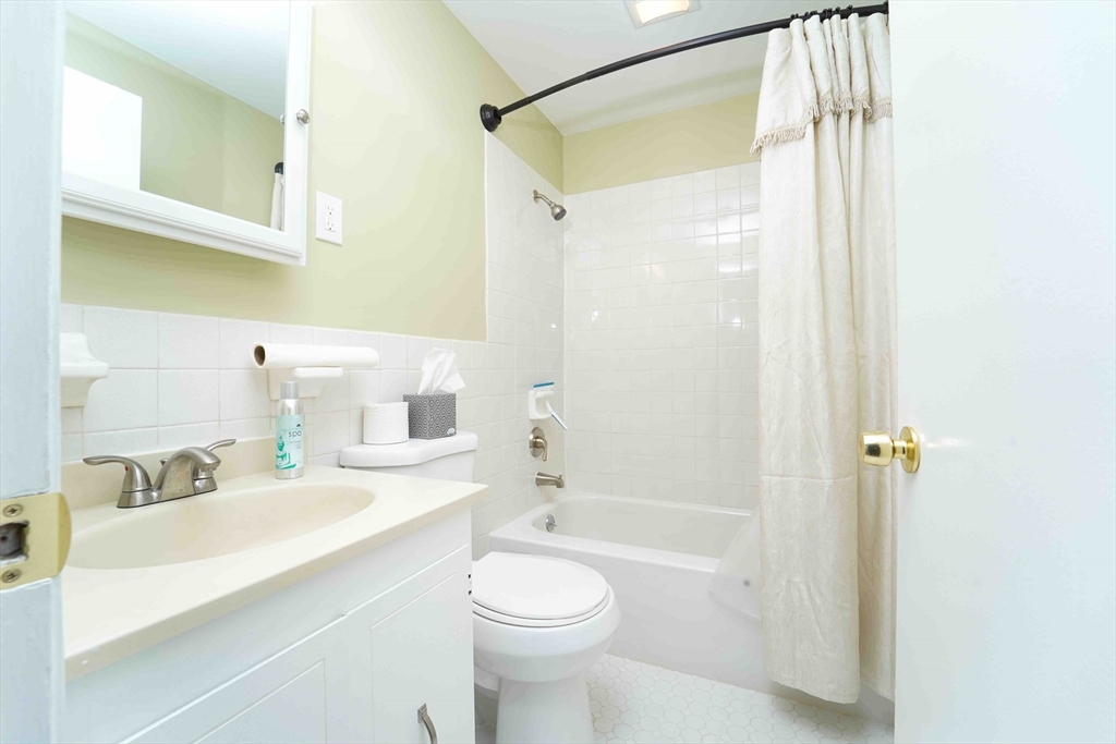 176 Maple Avenue # 34 Unit: 3-34