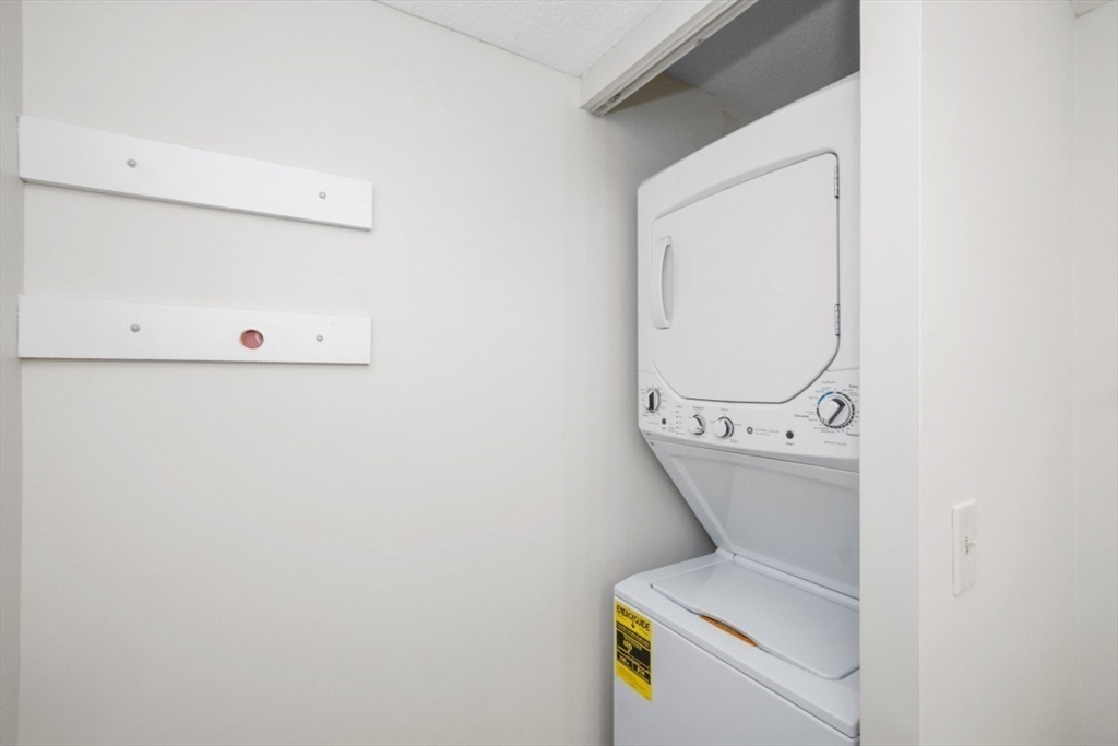 250 Hammond Pond Parkway # 707S