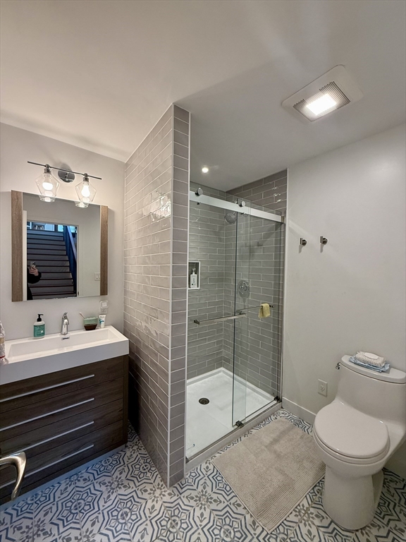 6 Parkside Dr # 6