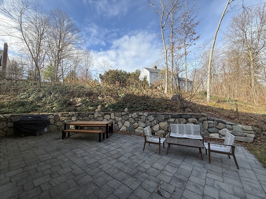 6 Parkside Dr # 6