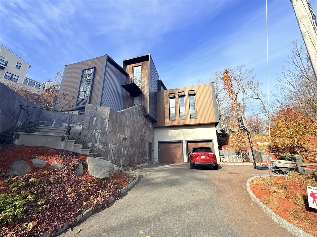 6 Parkside Dr # 6