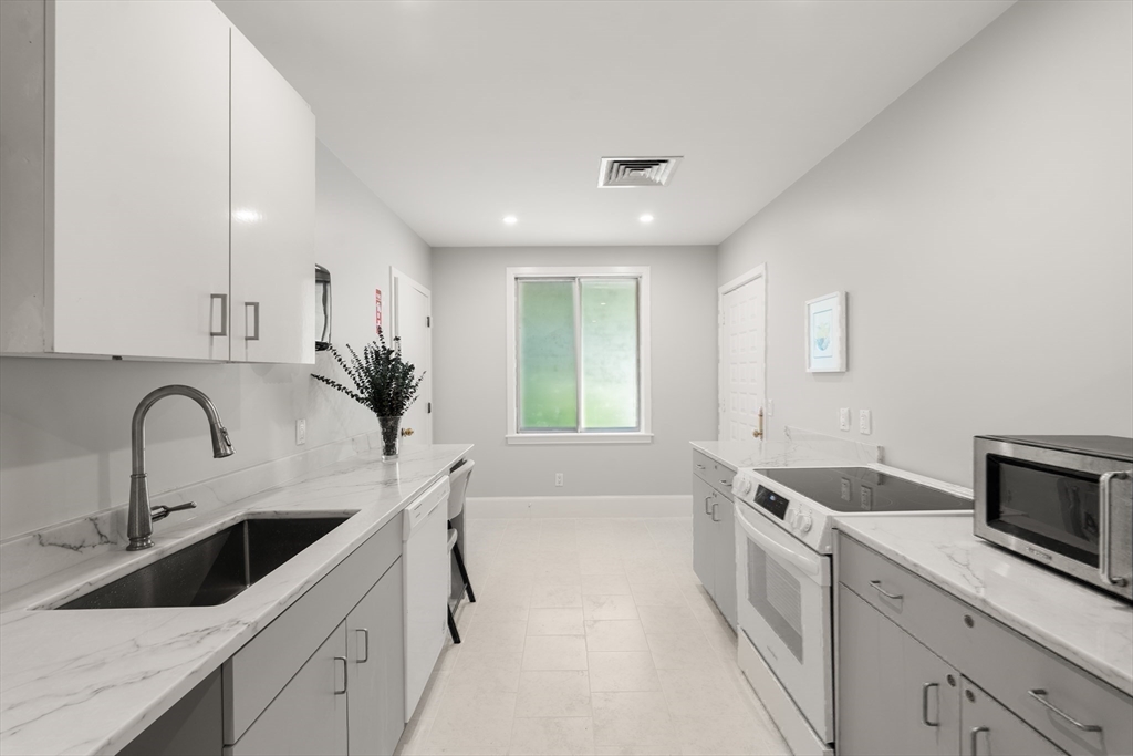 214 Allandale Rd # B