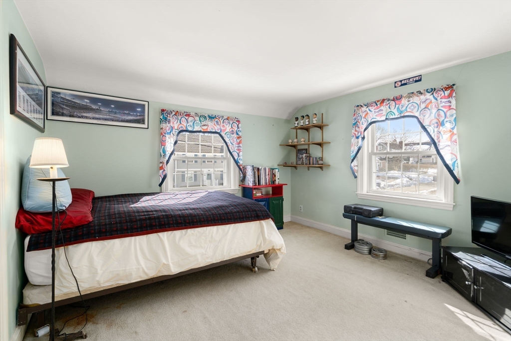 60 Lindbergh Ave