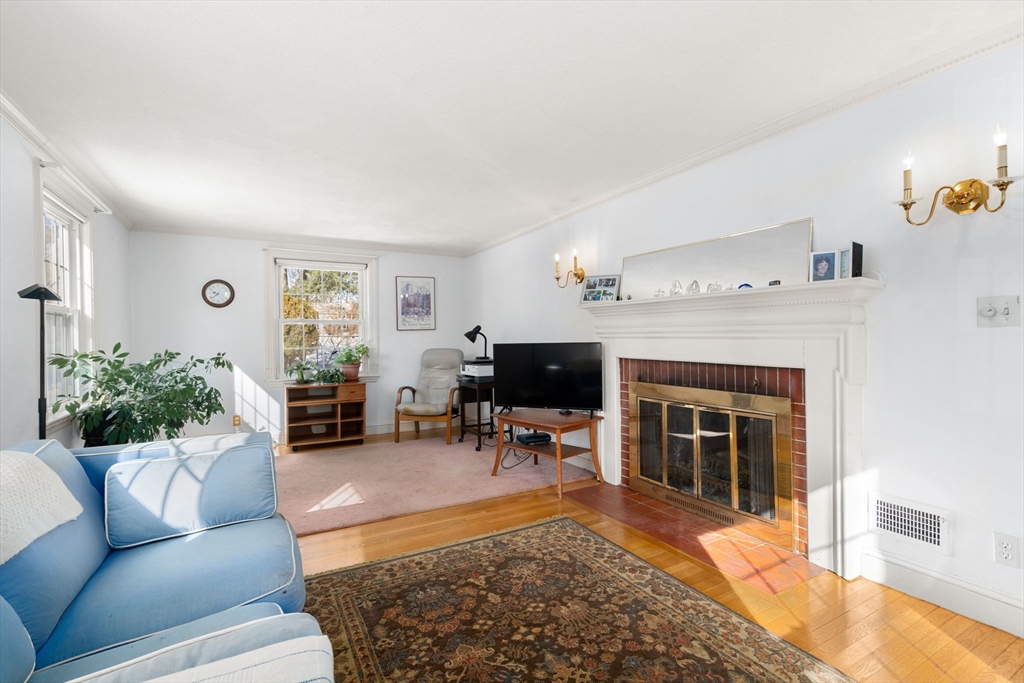 60 Lindbergh Ave